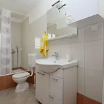 דירה Zak Potirna