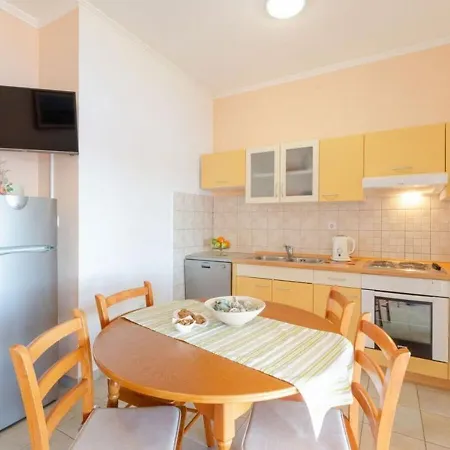Appartement Zak Potirna